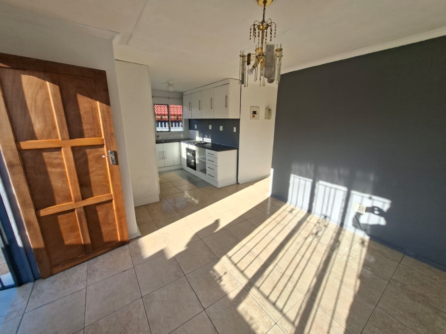 3 Bedroom Property for Sale in Geelhoutpark North West